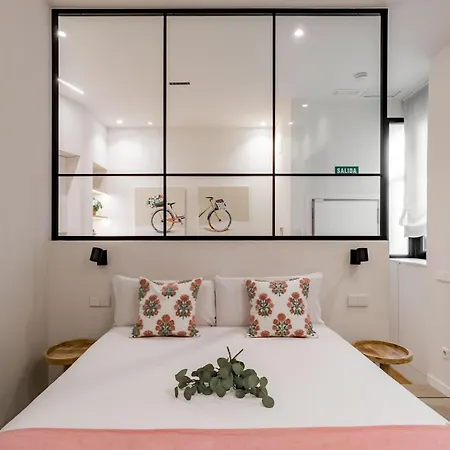 Charming La Almudena Apartment Madrid Exterior photo