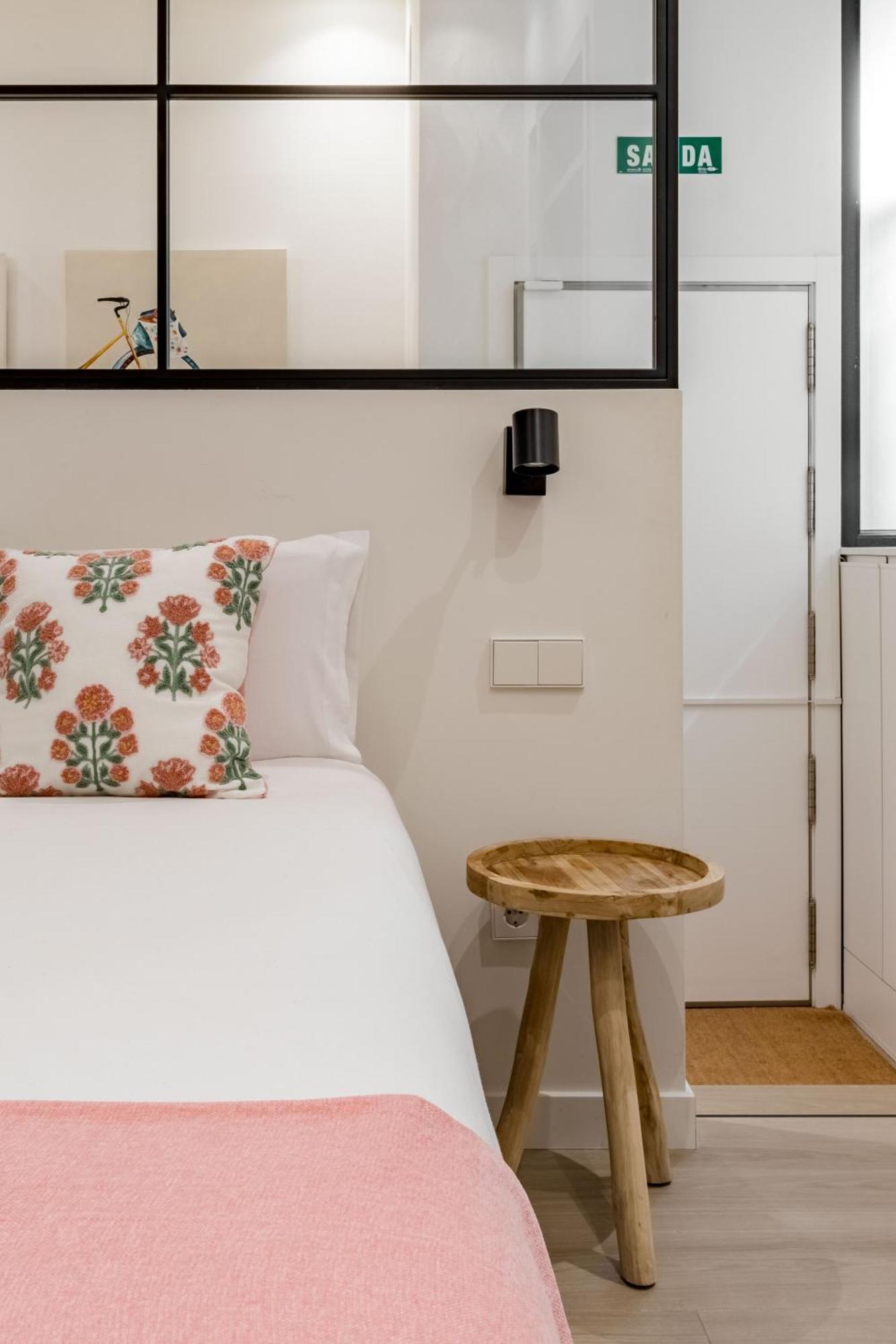 Apartment Charming La Almudena